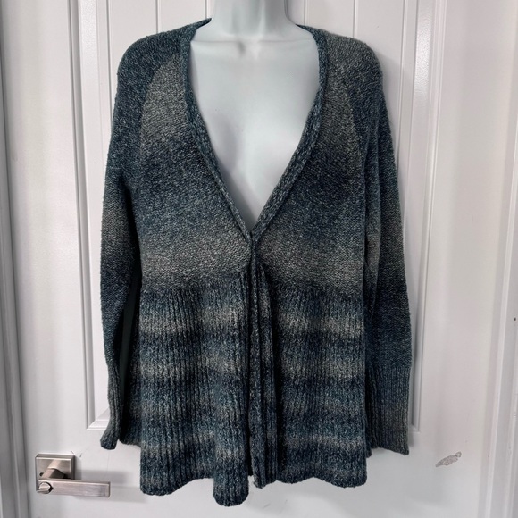 TORRID Womenβs Open Front Cardigan 1 (1X) olive green A cut super soft plus size - Picture 12 of 13